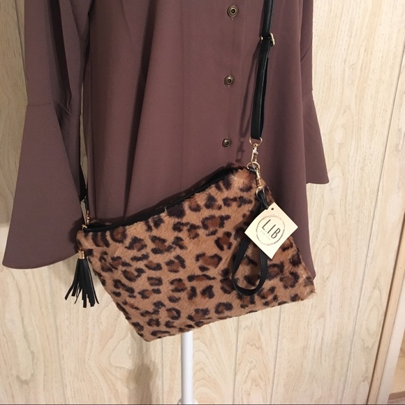 Vegan Fur Crossbody Purse - Picture 4 of 6